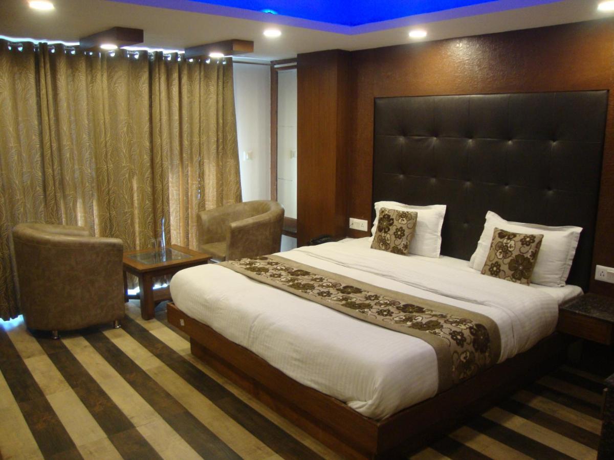 Hotel Hamers International Masuri Exterior foto