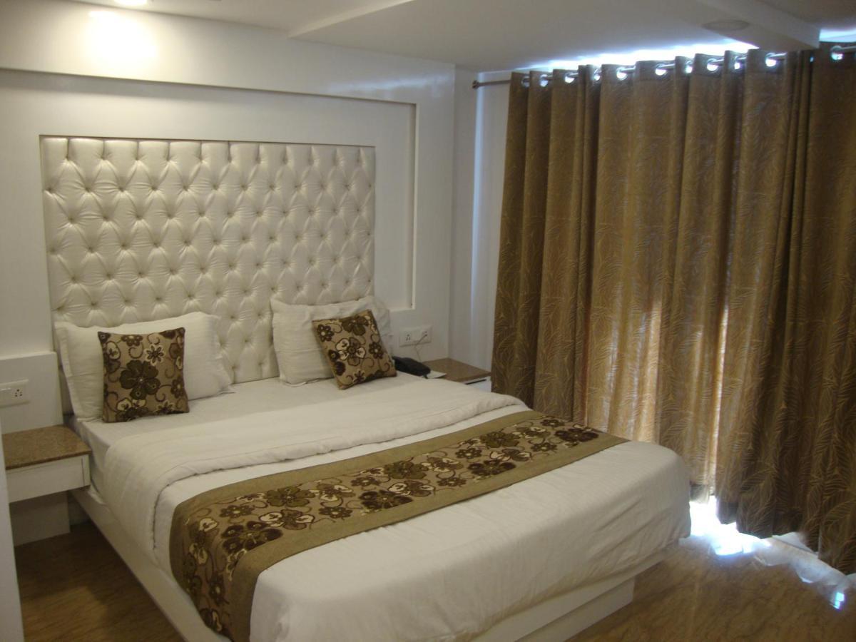 Hotel Hamers International Masuri Exterior foto