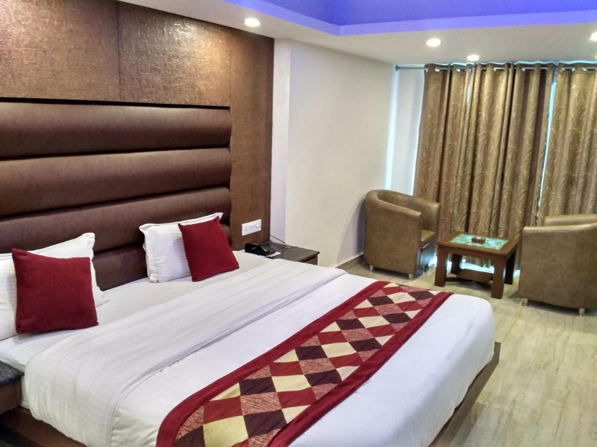 Hotel Hamers International Masuri Exterior foto