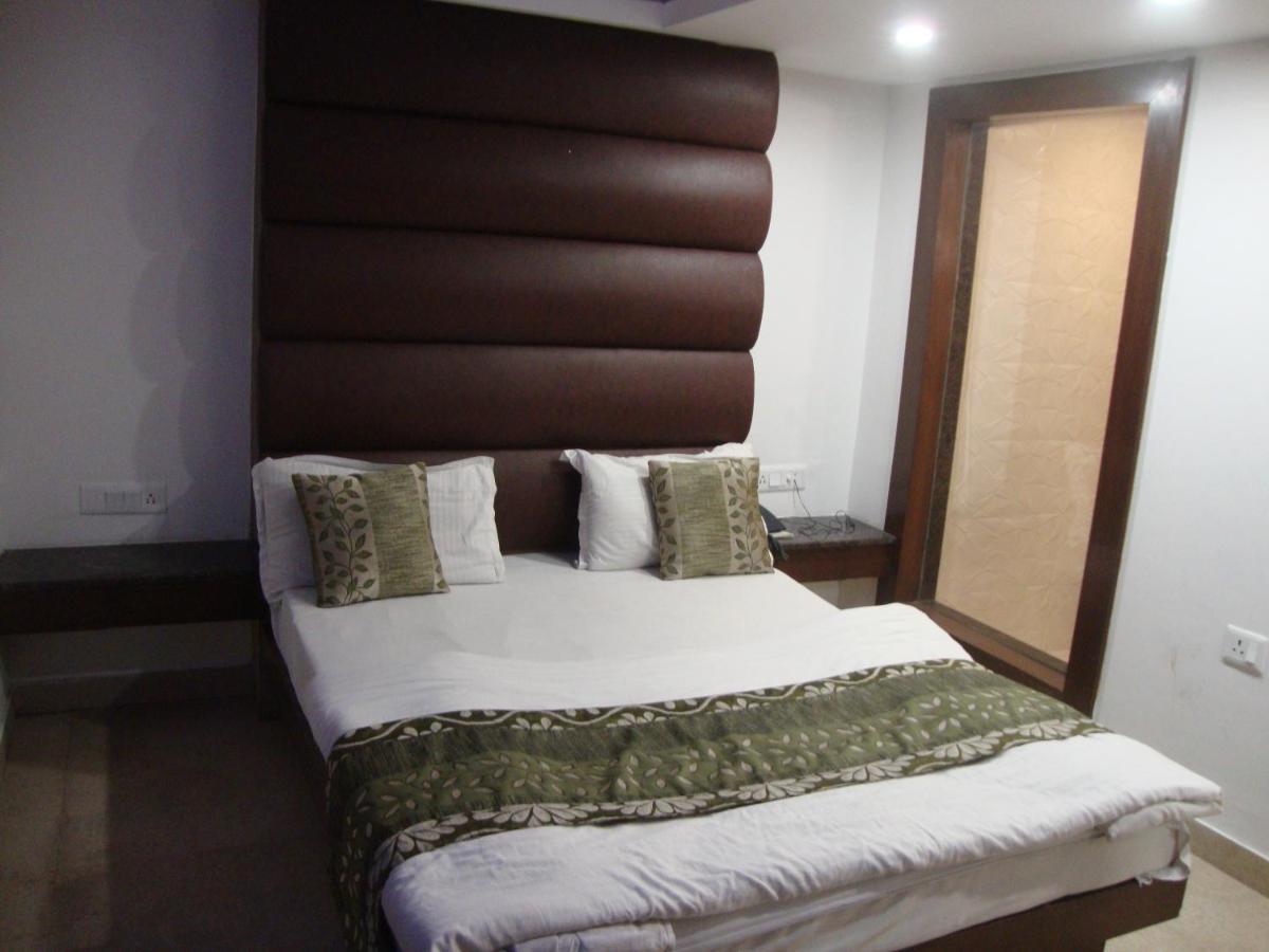 Hotel Hamers International Masuri Exterior foto