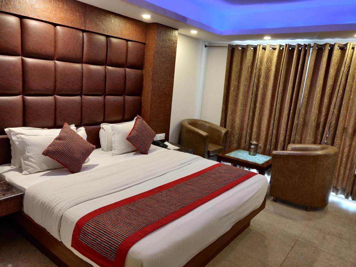 Hotel Hamers International Masuri Exterior foto