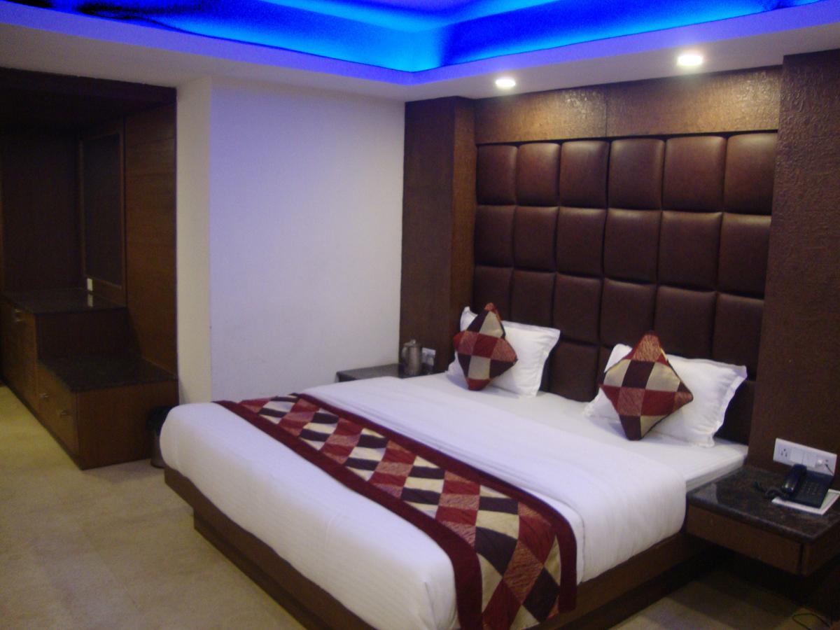 Hotel Hamers International Masuri Exterior foto