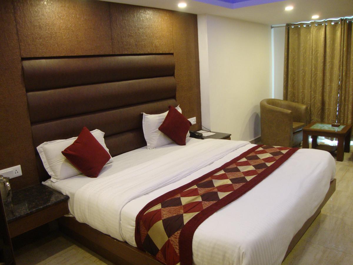Hotel Hamers International Masuri Exterior foto