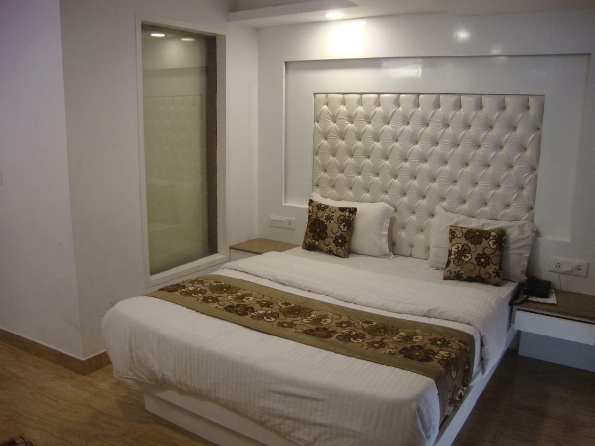 Hotel Hamers International Masuri Exterior foto