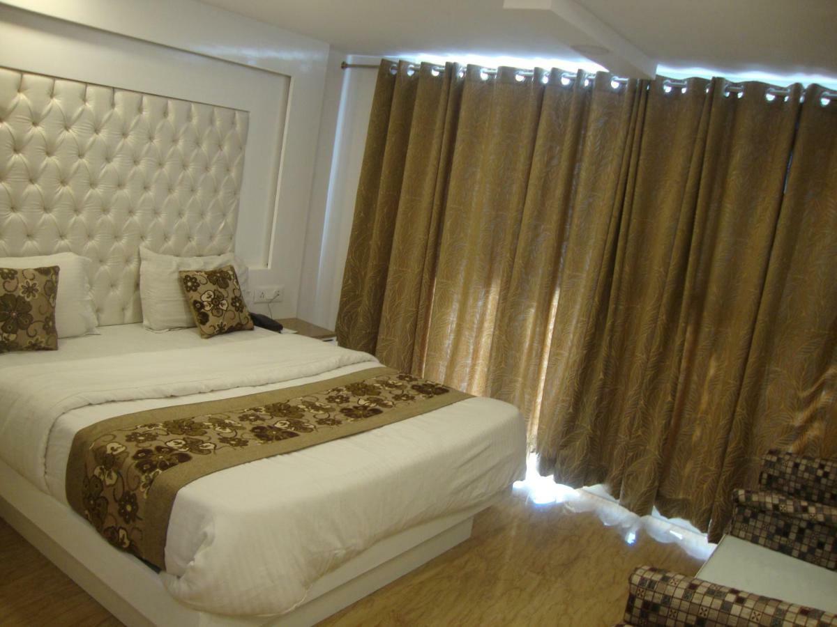 Hotel Hamers International Masuri Exterior foto