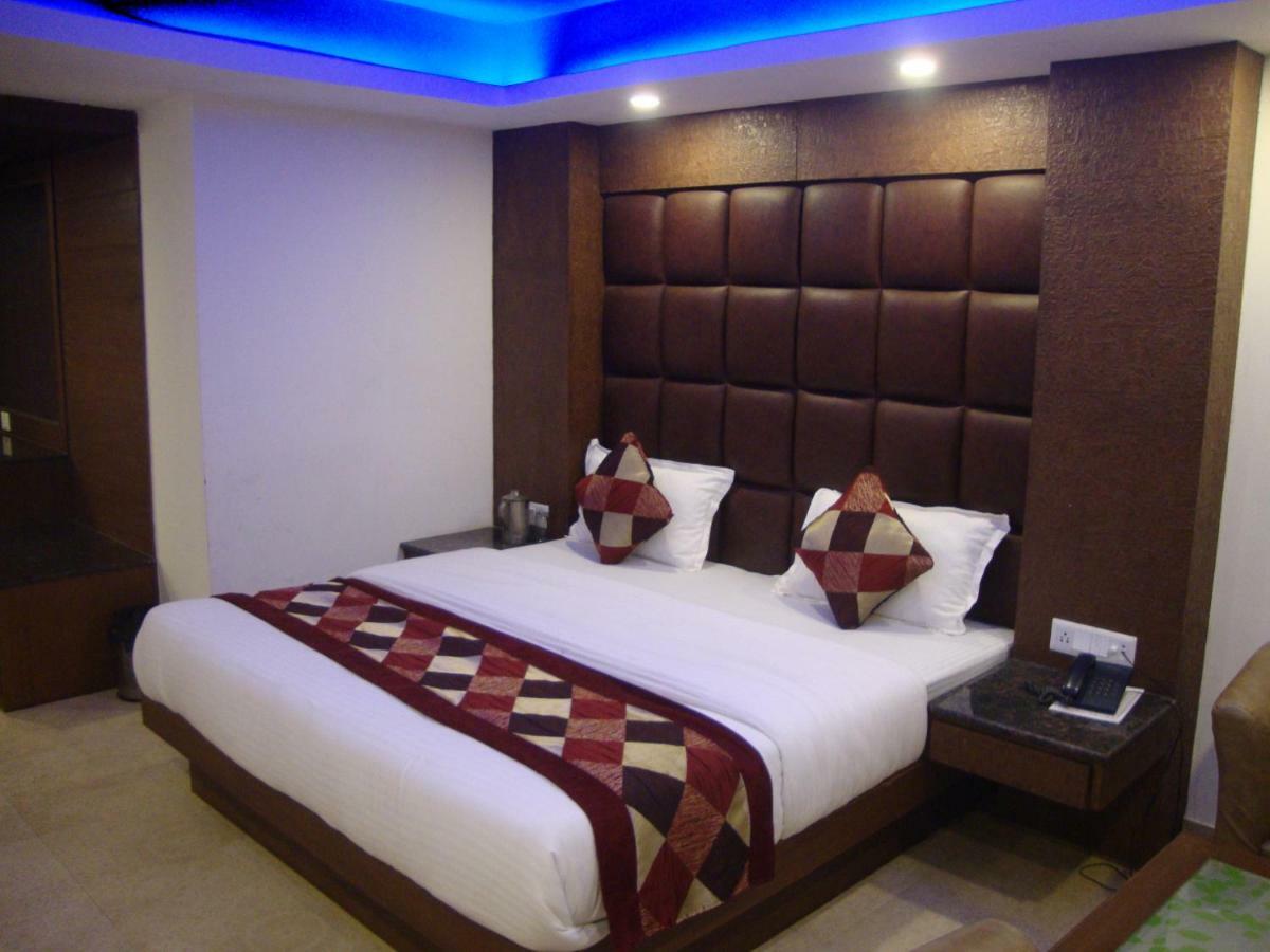 Hotel Hamers International Masuri Exterior foto